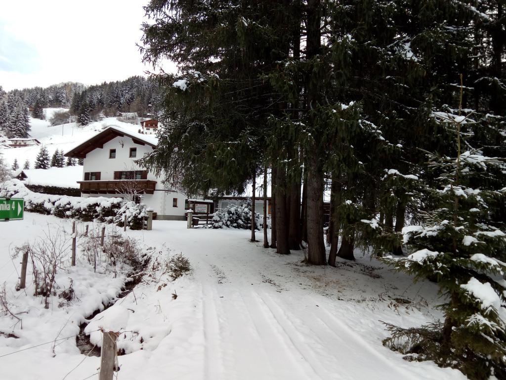Tiroler Hasenhoehle Венс Екстериор снимка